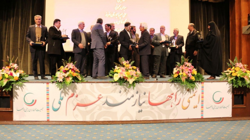 اولین جشنواره هم پیمانی ایمنی رانندگان حرفه ای در مورخ 29 آذر 1395 برگزار شد